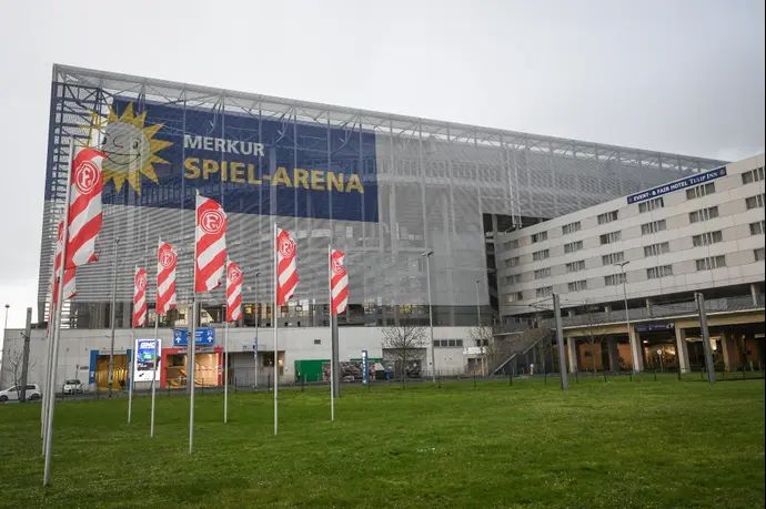 מרקור שפיל-ארנה, דיסלדורף