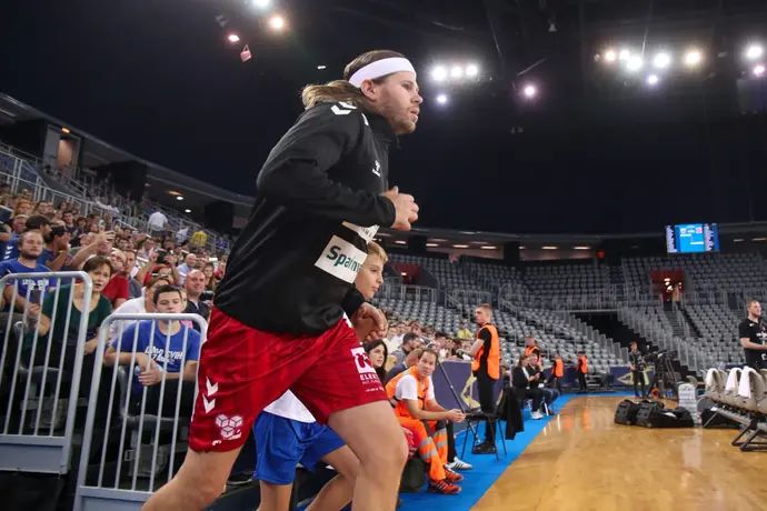 שחקן אלבורג מיקל האנסן