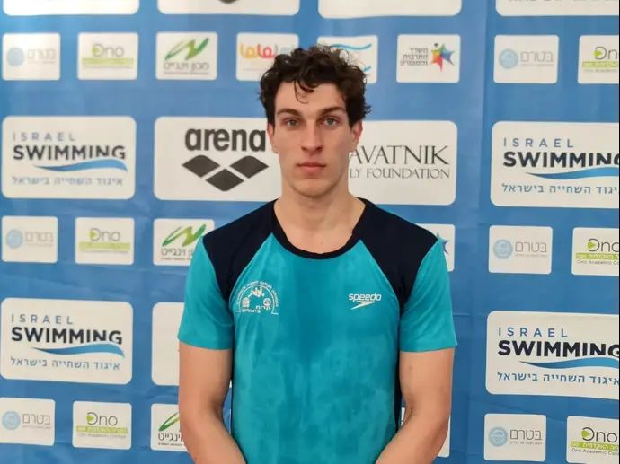 בר סולובייצ'יק, שחיין ישראלי