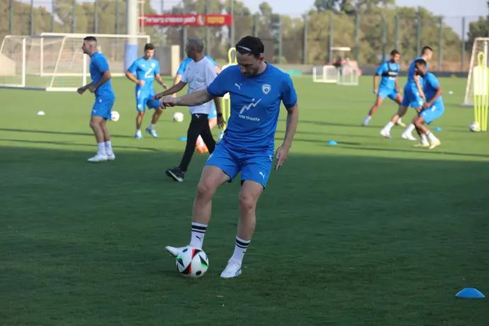 עומרי אלטמן באימון נבחרת ישראל