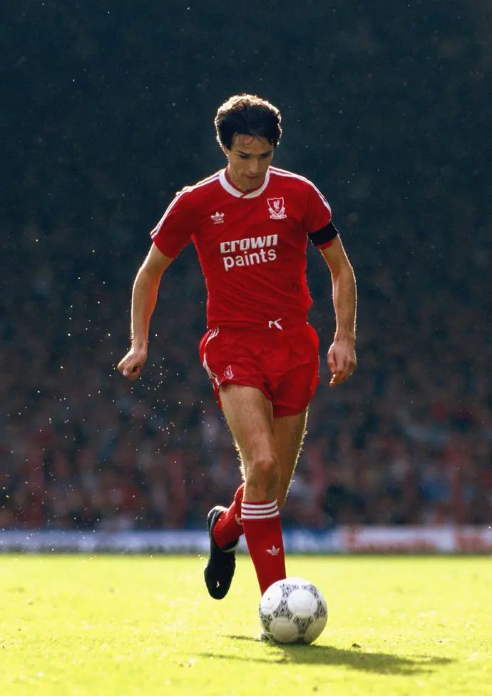 אלן הנסן במדי ליברפול