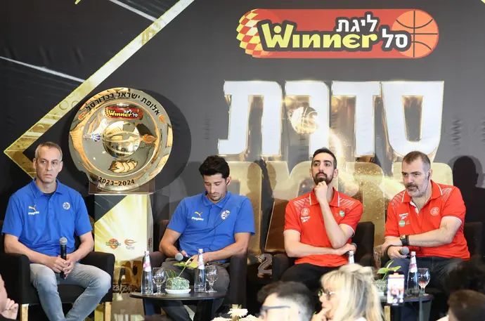 עודד קטש, ג'ון דיברתולומיאו, מכבי תל אביב, לצד סטפנוס דדאס, בר טימור, הפועל תל אביב