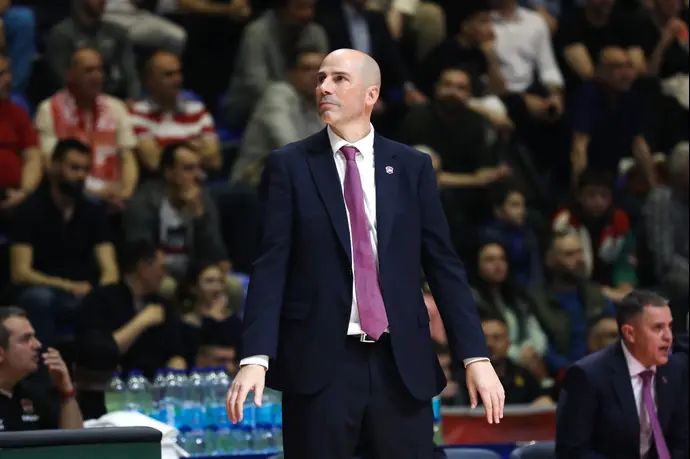 חואן פנארויה מאמן כדורסל ספרדי