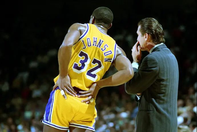 פט ריילי עם מג'יק ג'ונסון, לוס אנג'לס לייקרס 1992