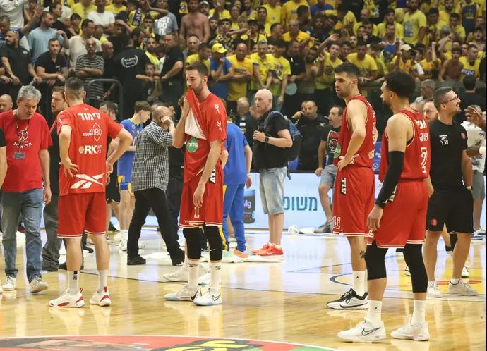 שחקני הפועל תל אביב