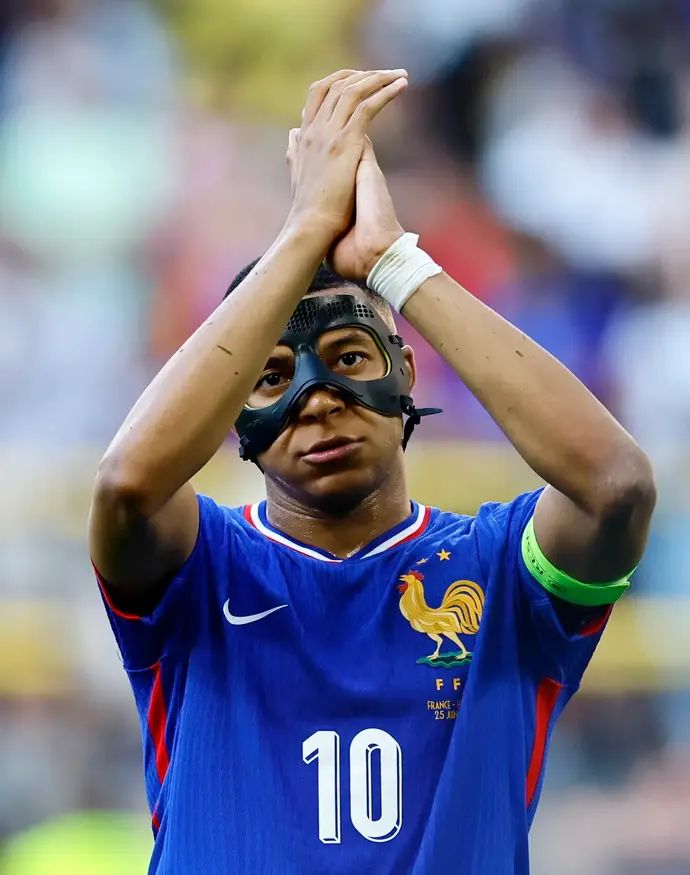 קיליאן אמבפה במדי נבחרת צרפת