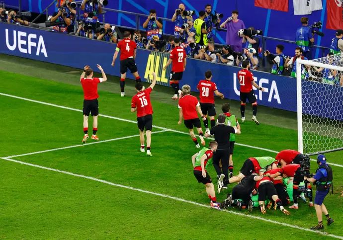 שחקני נבחרת גאורגיה חוגגים