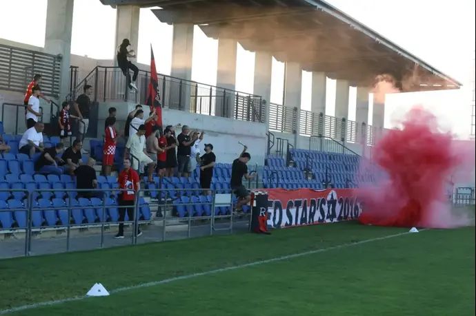 אוהדי הפועל חדרה באימון הפתיחה