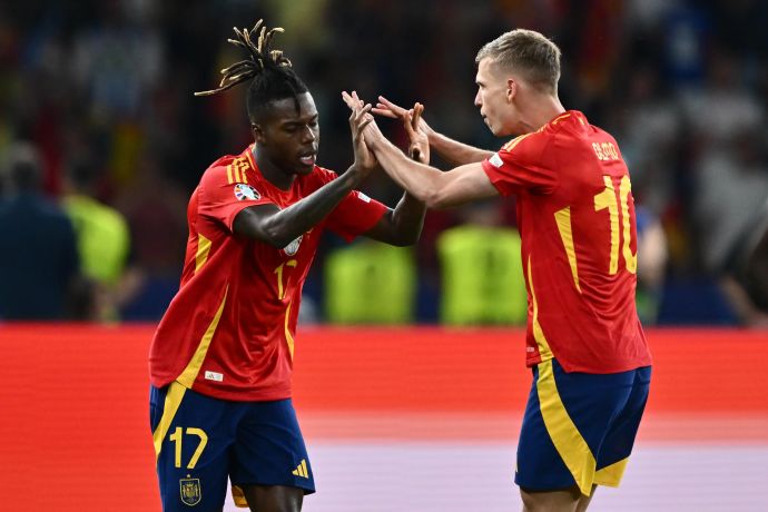 שחקני נבחרת ספרד דני אולמו, ניקו וויליאמס