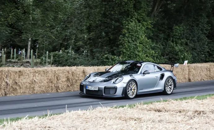 פורשה 911 GT2 RS