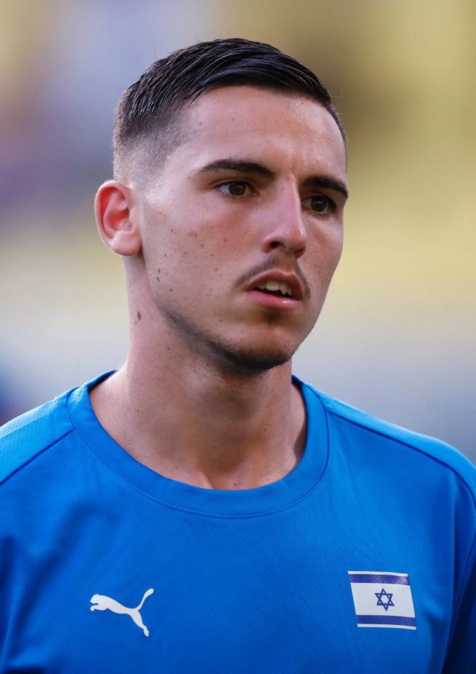 שחקן הנבחרת האולימפית, אוסקר גלוך