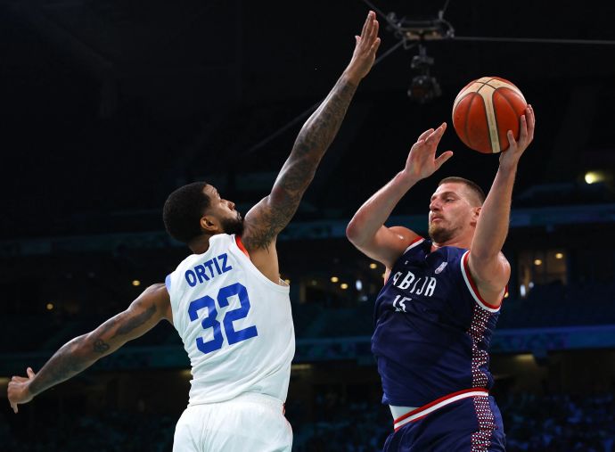 ניקולה יוקיץ' במדי נבחרת סרביה נגד פורטו ריקו