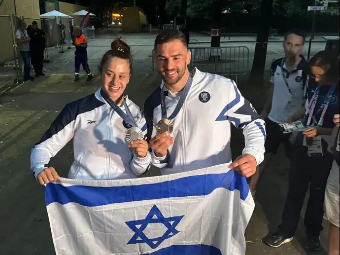 ענבר לניר, פיטר פלצ'יק, זוכי המדליות במשחקים האולימפיים בפריז