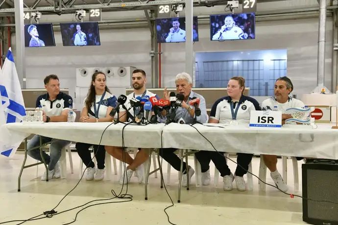 מסיבת עיתונאים של איגוד הג'ודו עם המדליסטים רז הרשקו, פיטר פלצ'יק, ענבר לניר