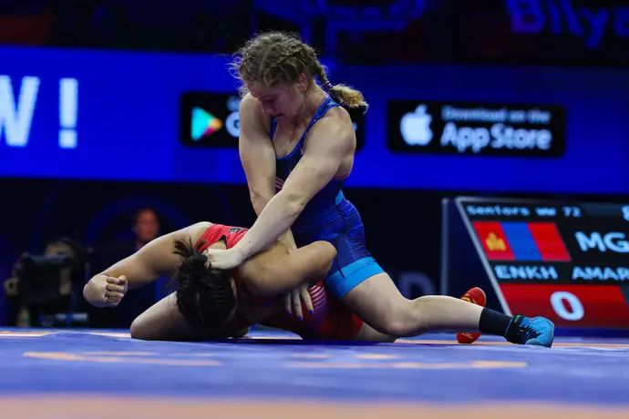 המתאבקת האמריקאית-ישראלית עמית אלור