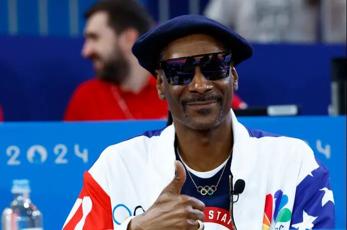 הראפר סנופ דוג בקרב של פיטר פלצ'יק, פריז 2024