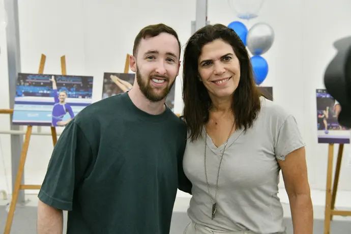 ארטיום דולגופיאט, מתעמל ישראלי, לצד יו"ר הוועד האולימפי בישראל יעל ארד