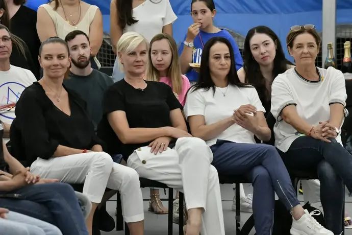מאמנות ההתעמלות האומנותית איילת זוסמן, אלה סמופלוב