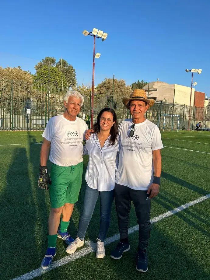 שאול ויצחק חייק, שיא גינס העולמי, עם ראשת העיר ליאת שוחט לבית אברהם