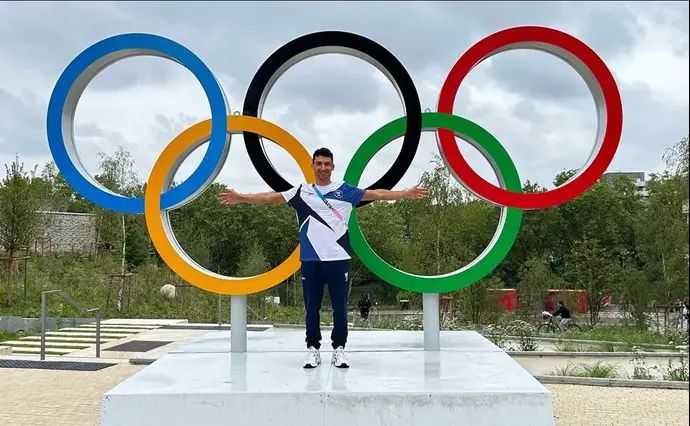 תומר זלצמן בפריז