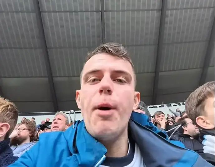 אוהד מנצ'סטר סיטי, אלכס בירץ'