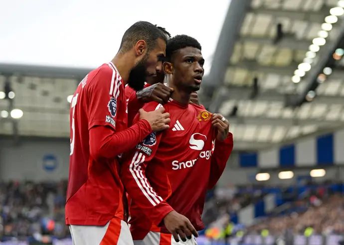 אמאד דיאלו שחקן מנצ'סטר יונייטד חוגג שער