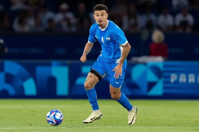 שחקן הנבחרת האולימפית, סתיו למקין