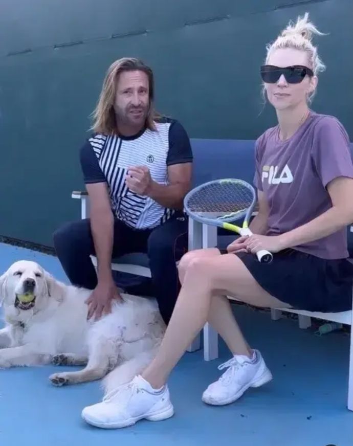 טניסאי העבר כריסטופר קראב, המאמן של ג'ורדין בלום