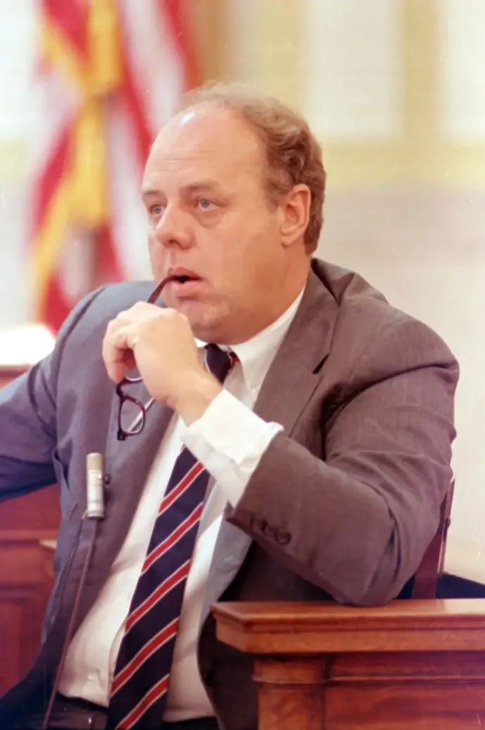 עורך הדין ג'ון דאווד 1989