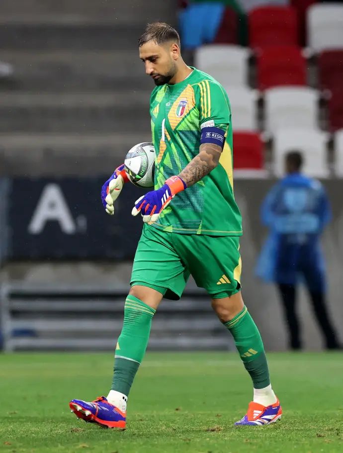 ג'אנלואיג'י דונארומה שוער נבחרת איטליה