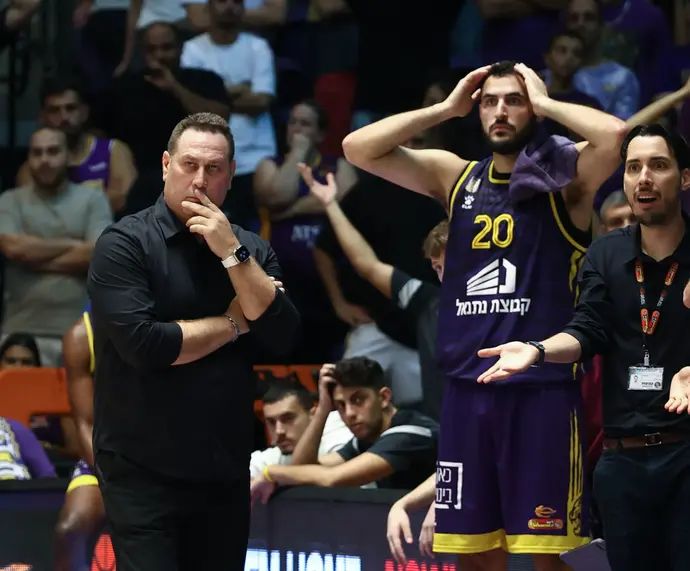 גיא גודס הפועל חולון