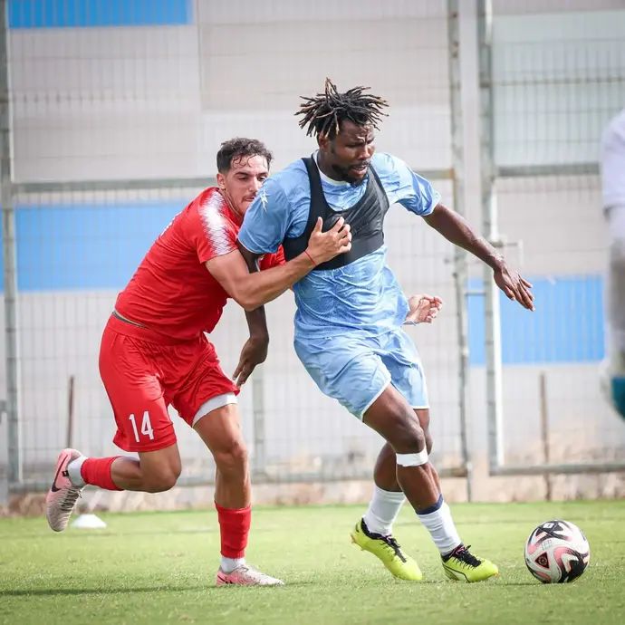 שחקן בני ריינה אזקיאל הנטי