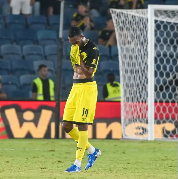 ז'קוב ז'נו שחקן בית