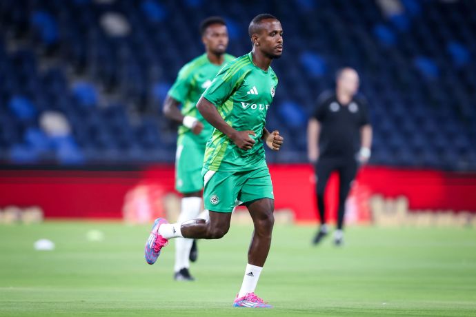 גדי קינדה שחקן מכבי חיפה בחימום