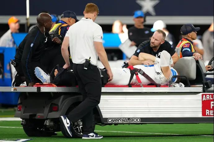 מה שווה הניצחון הזה? א יידן האצ'ינסון יורד מהמגרש בדרך שבה אף אחד מהליונס לא רצה וציפה שזה יקרה