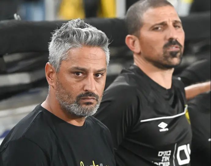 מאמן בית"ר ירושלים ברק יצחקי