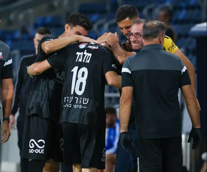 גיא מלמד הפועל חיפה חוגג