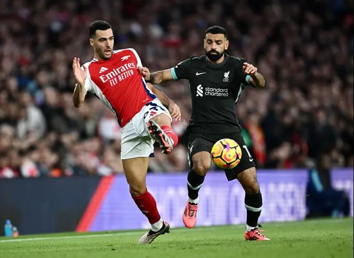 קשר ארסנל מיקל מרינו מול מוחמד סלאח שחקן ליברפול