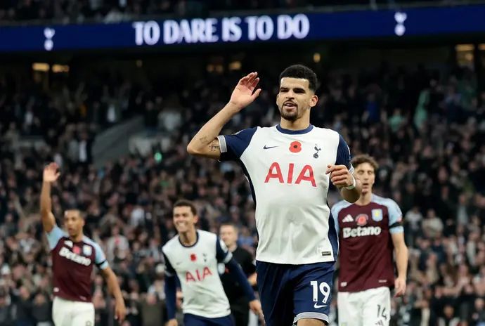 דומיניק סולנקה, חלוץ טוטנהאם