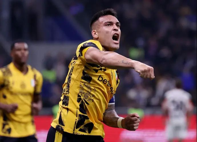 לאוטרו מרטינס, חלוץ אינטר