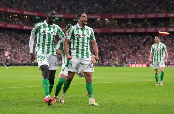 פאבלו פורנאלס, שחקן ריאל בטיס