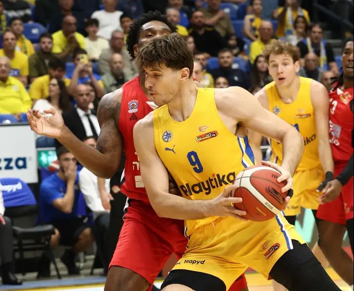 רומן סורקין, מכבי תל אביב, מול לנארד פרימן, הפועל גליל עליון