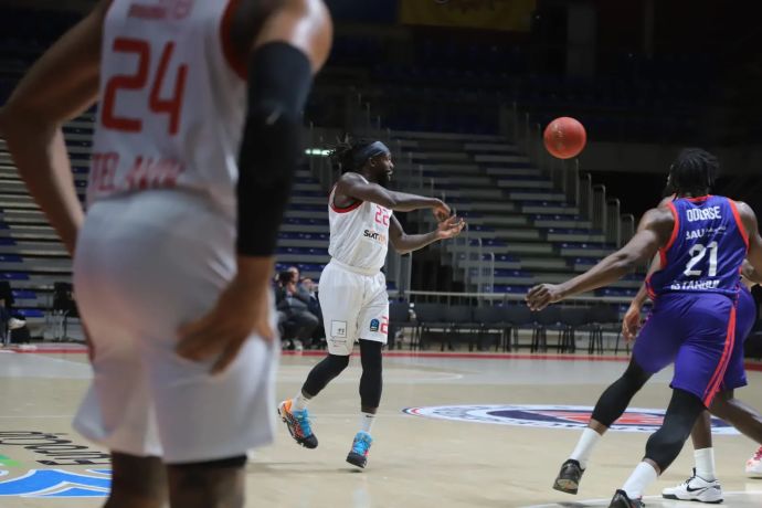 פטריק בוורלי, הפועל תל אביב