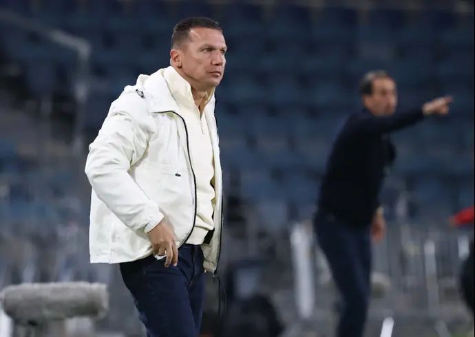 מאמן מאמן חיפה ברק בכר