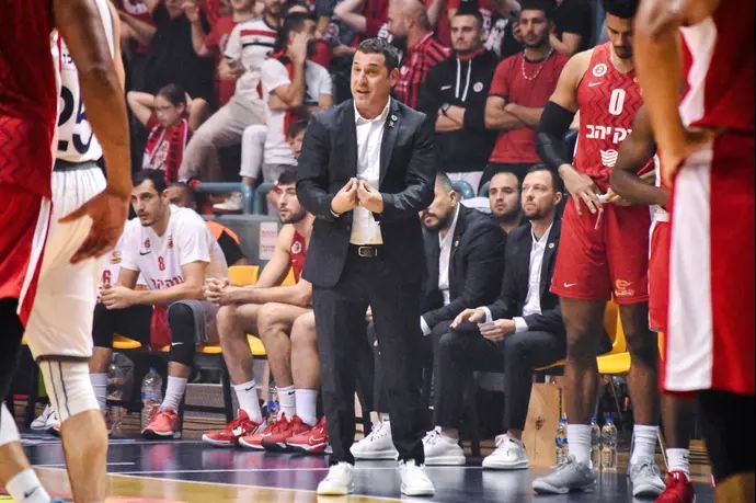 מאמן הפועל ירושלים יונתן אלון