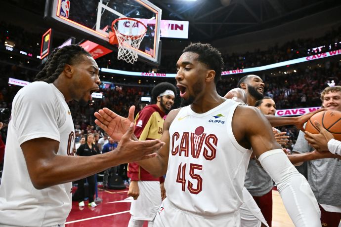 שחקני קליבלנד קאבלירס דונובן מיטשל, דריוס גארלנד