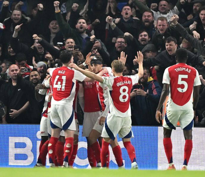 שחקני ארסנל חוגגים