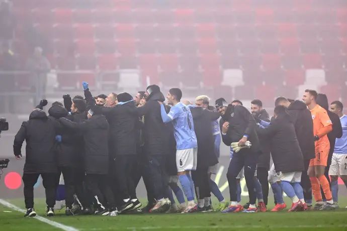 שחקני נבחרת ישראל חוגגים