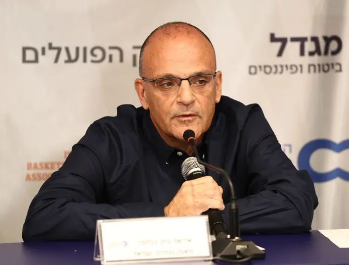 מאמן נבחרת ישראל אריאל בית הלחמי