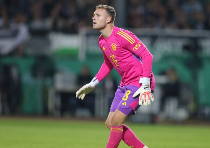 שוער באיירן מינכן, דניאל פרץ